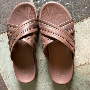 Sperry Regatta Gold Cup Leather Slides